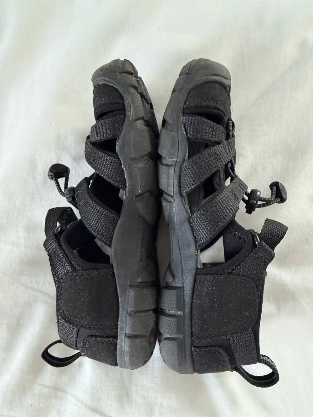 Keen preloved worn